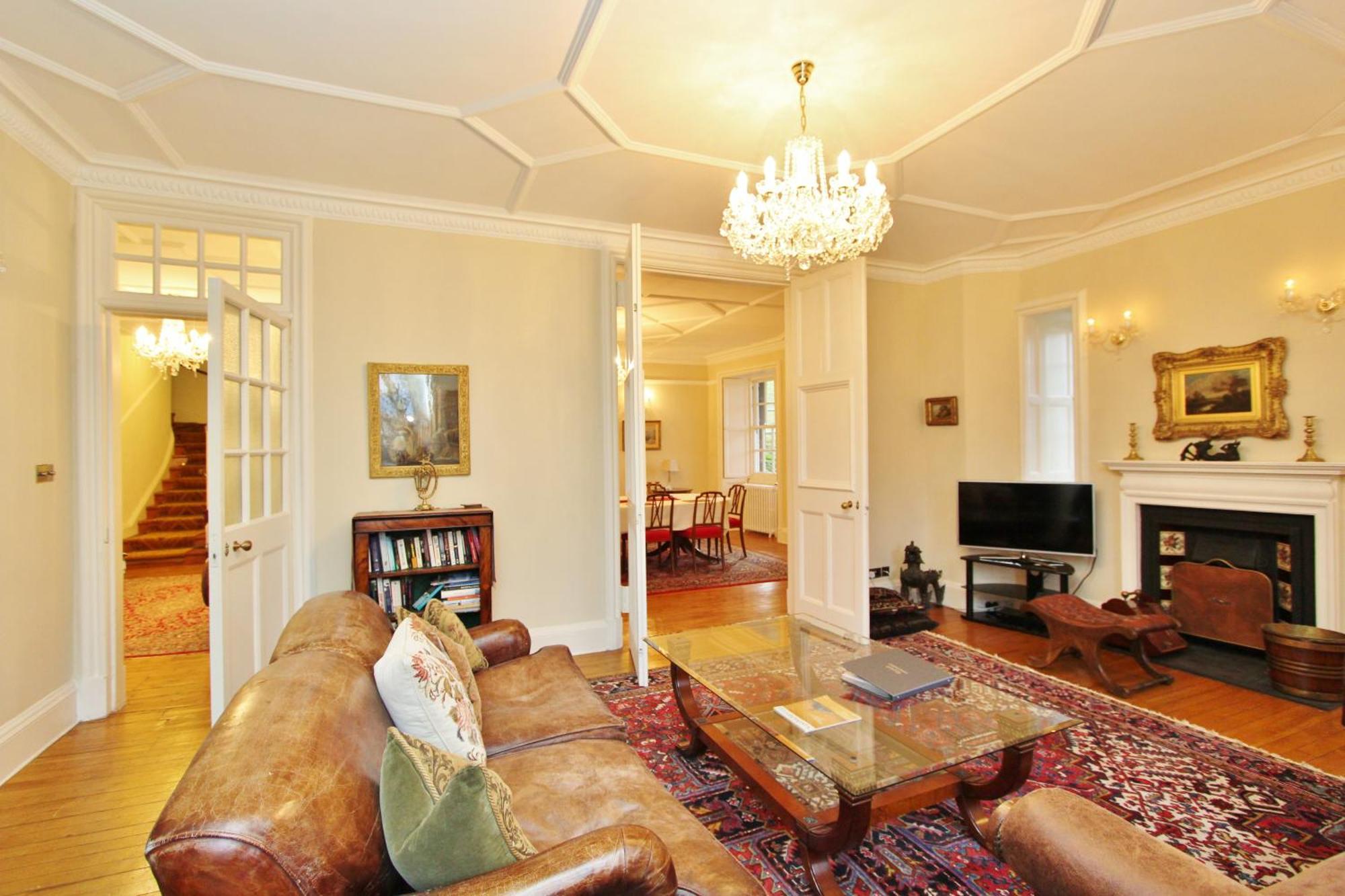Elegant 3-bedroom Ramsay Garden In Centre * Edimburgo